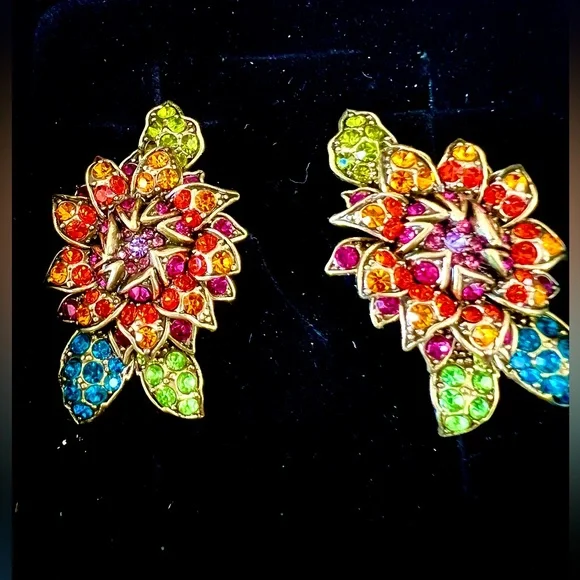 Heidi Daus 🆕 “Late Bloomer” Clip Earrings Swarovski - Picture 4 of 6